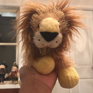 Lion toy